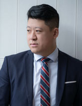 Attorney Alex Zheng Headshot